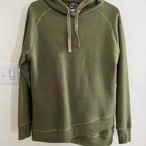 Womens United by Blue Sweatshirt M